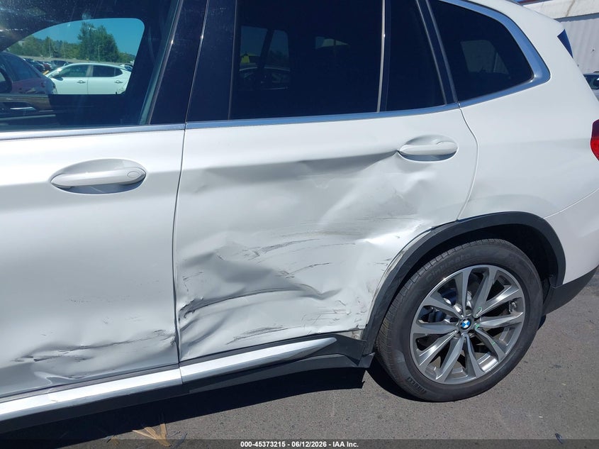 2018 BMW X3 auction photo 6