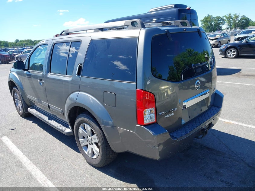 2005 NISSAN PATHFINDER auction photo 3