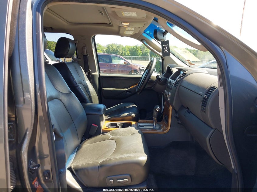 2005 NISSAN PATHFINDER auction photo 5