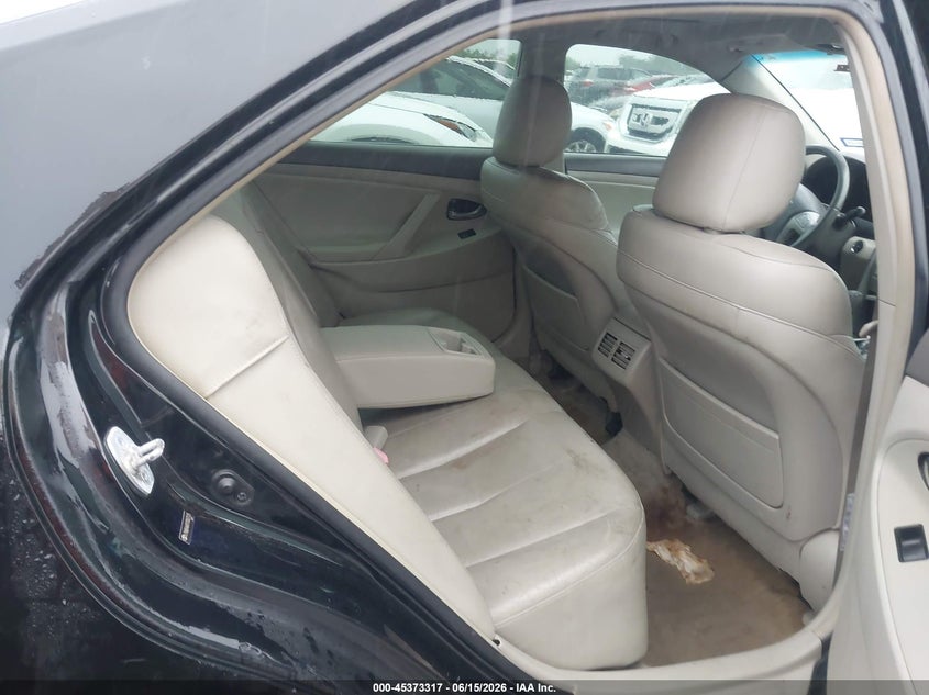 AtlanticExpress - Toyota Camry Hybrid