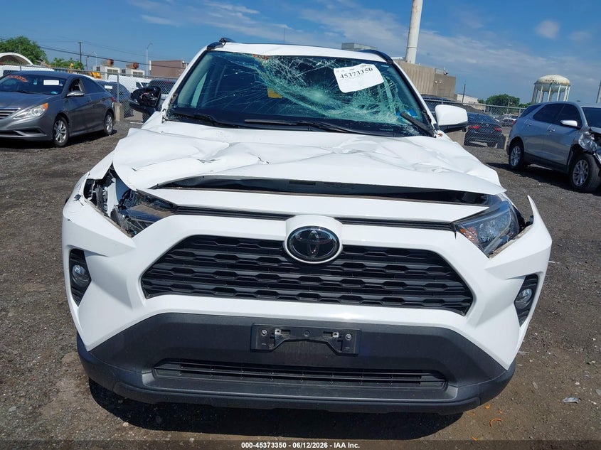 TOYOTA RAV4 - zdjęcie 12