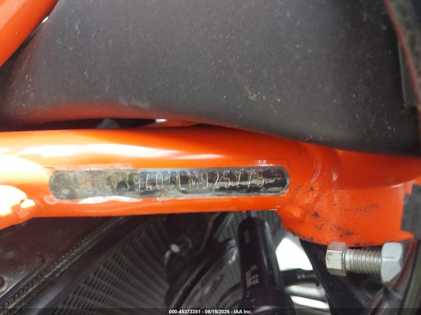 2020 Ktm 1290 Super Duke R VIN: VBKV39404LM925775 Lot: 45373351