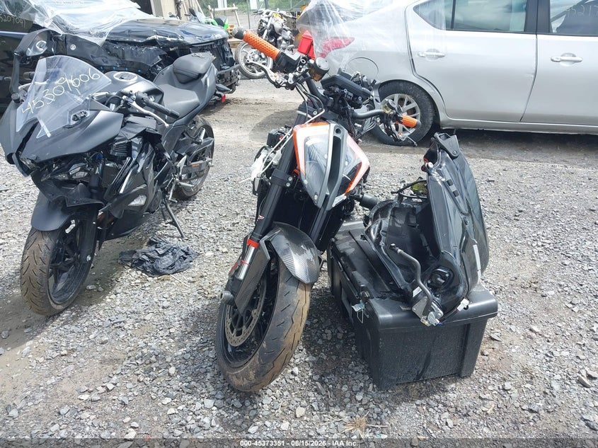 2020 KTM KTM 1290 SUPER DUKE R SPORT_BIKE 2