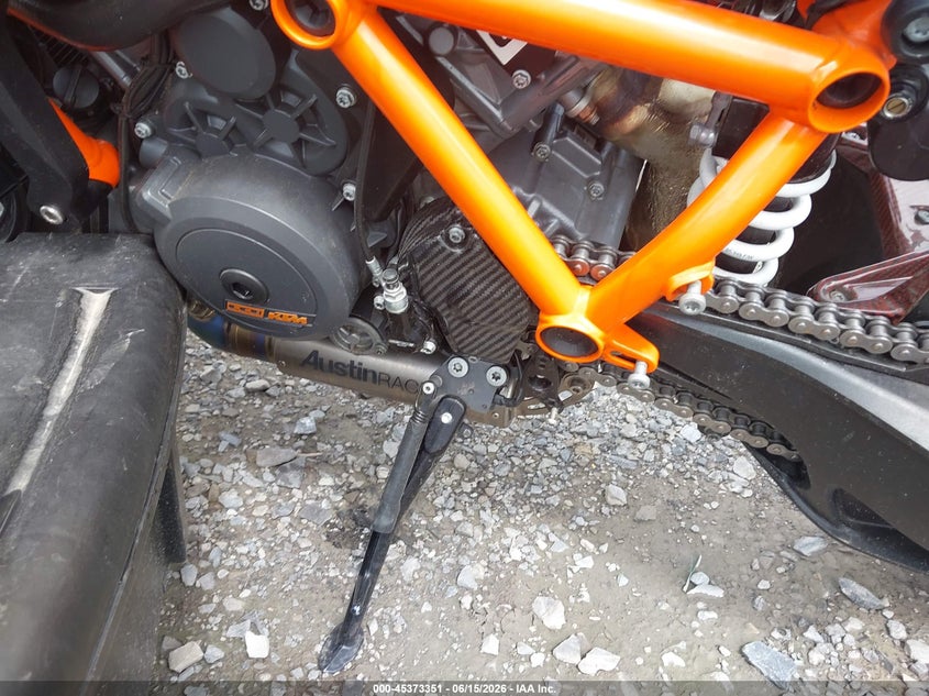 2020 Ktm 1290 Super Duke R VIN: VBKV39404LM925775 Lot: 45373351