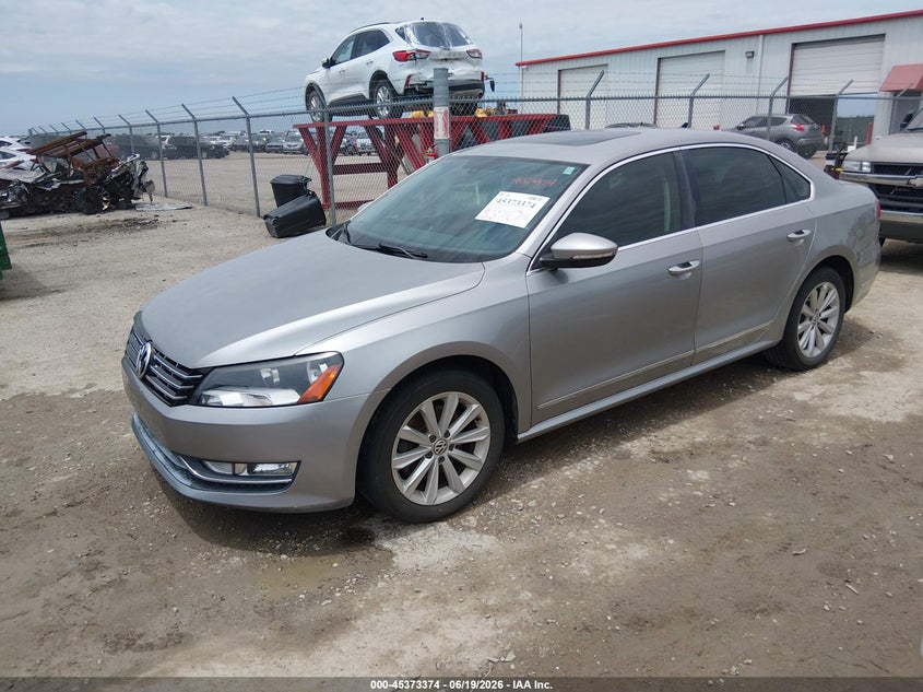 2012 Volkswagen Passat, Hail, IAAI, VIN 1VWCP7A33CC091503 — photo 2