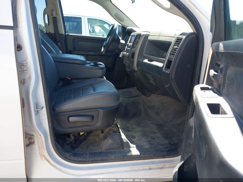 2017 RAM 1500 auction photo 5