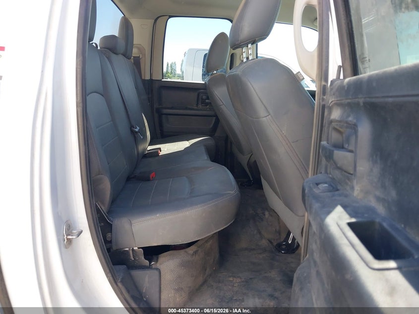 2017 RAM 1500 auction photo 8