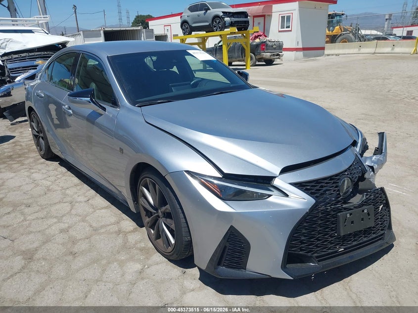 Vin: jthba1d21r5131279, lot: 45871501, lexus is 300 f sport design 2024 img_1