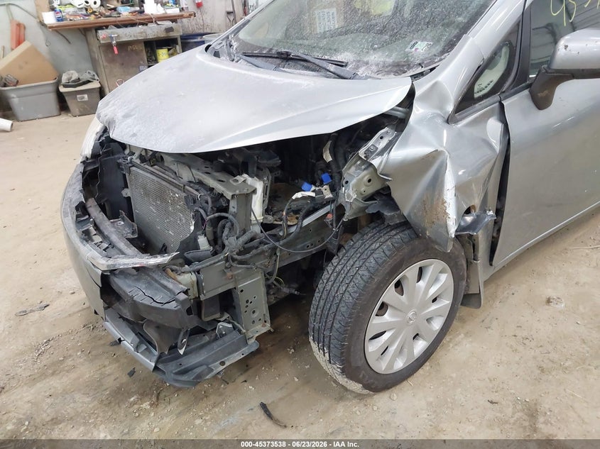 AtlanticExpress - Nissan Versa Note