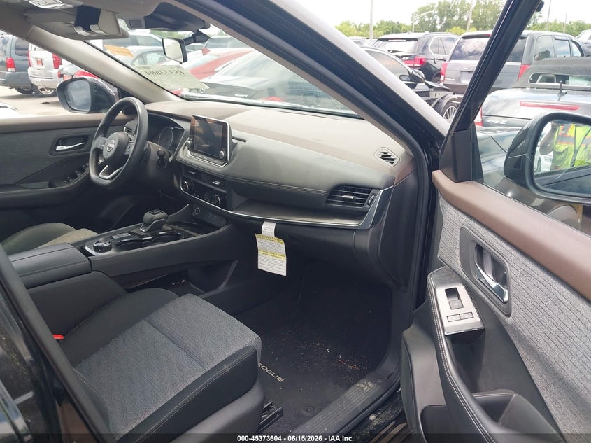 AtlanticExpress - Nissan Rogue