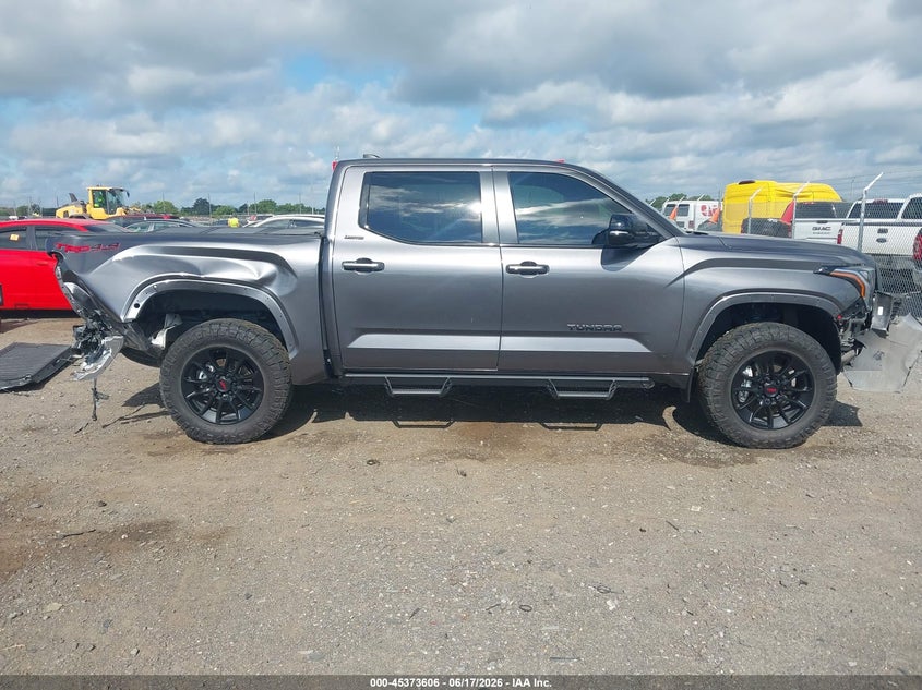 2024 TOYOTA TUNDRA LIMITED — Фото 14