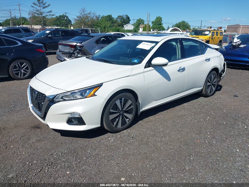 2020 NISSAN ALTIMA auction photo 2