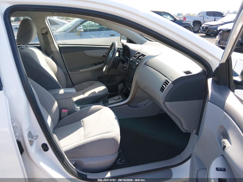 2010 TOYOTA COROLLA auction photo 5