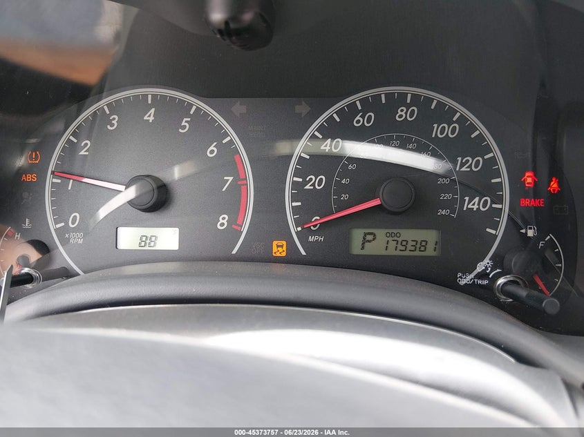 2010 TOYOTA COROLLA auction photo 7
