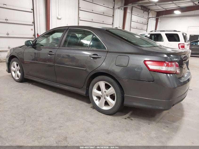 2011 TOYOTA CAMRY auction photo 3