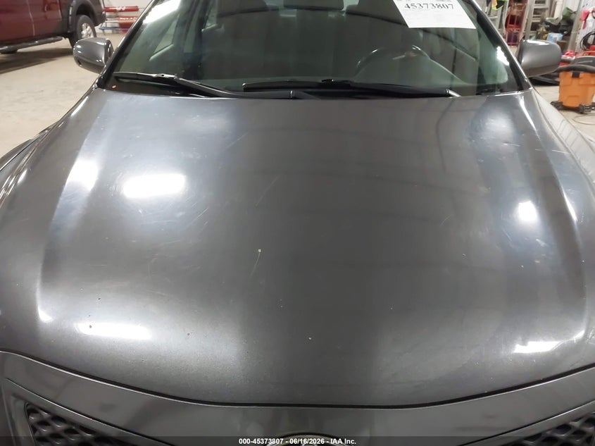 2011 TOYOTA CAMRY auction photo 6