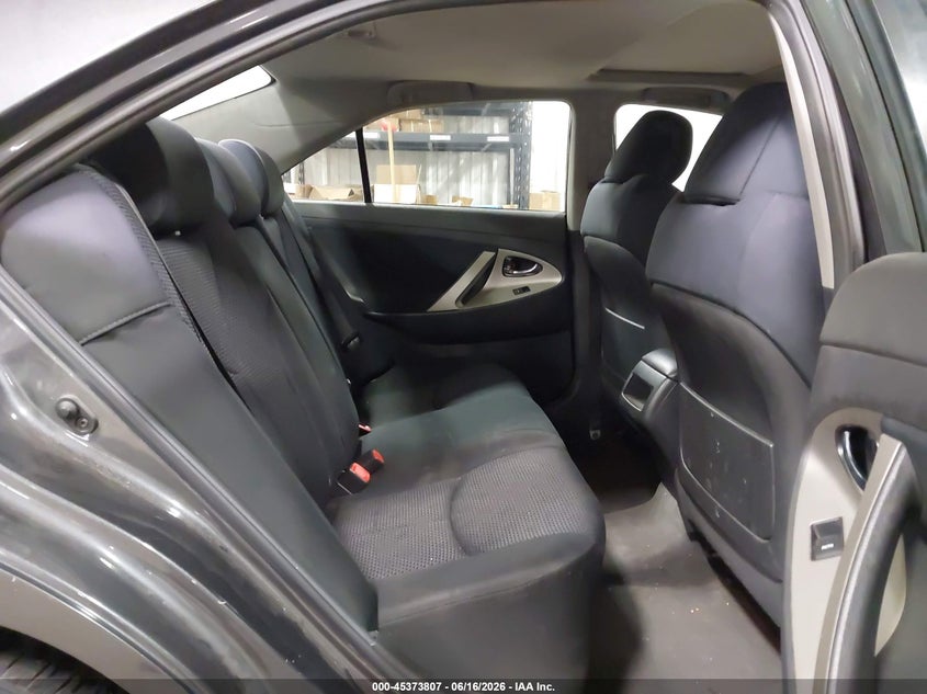 2011 TOYOTA CAMRY auction photo 8