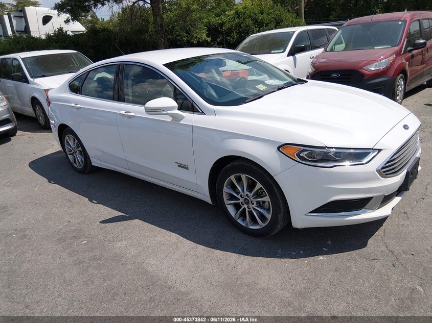 Vin: 3fa6p0pu4jr121944, lot: 45871828, ford fusion energi se luxury 2018 img_1