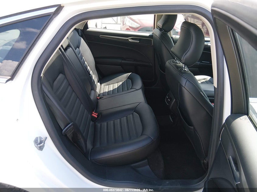 2018 FORD FUSION ENERGI auction photo 8