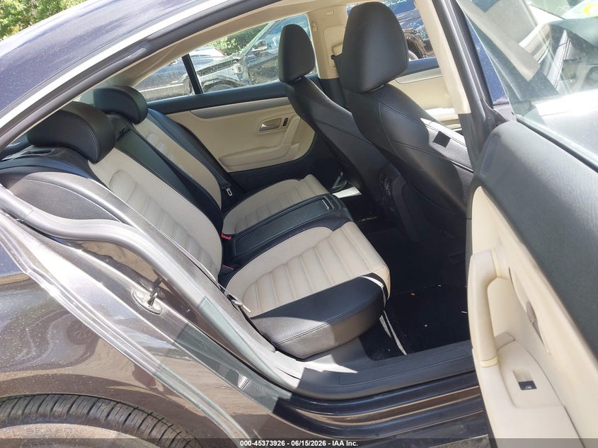 2010 VOLKSWAGEN CC auction photo 8