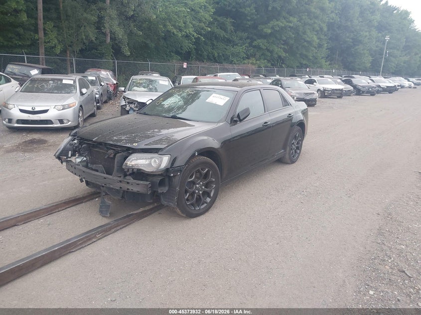 Vin: 2c3ccagg6lh168923, lot: 45871918, chrysler 300 300s awd 20202