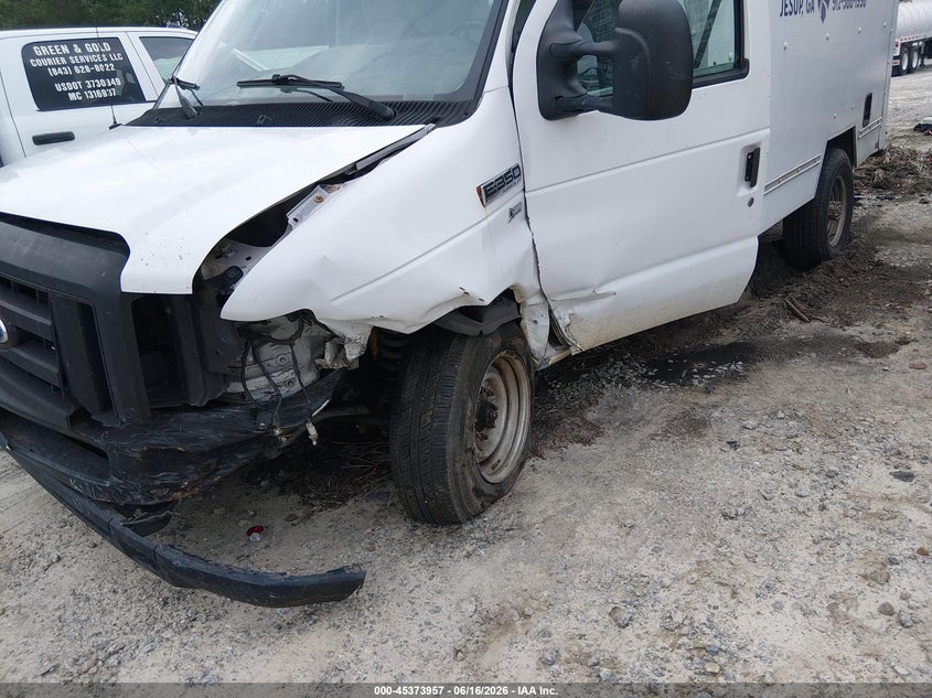 2011 FORD ECONOLINE COMMERCIAL CUTAWAY auction photo 6