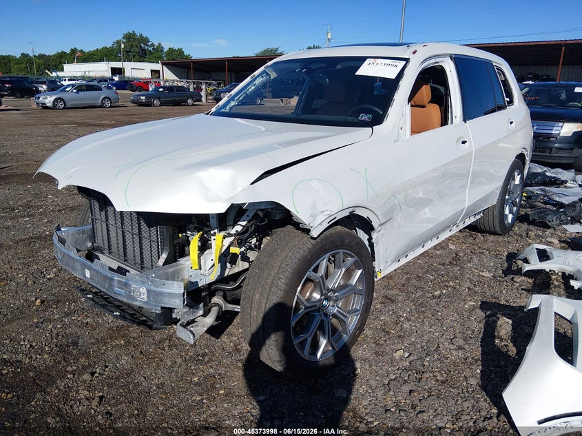 2026 BMW X7 auction photo 2