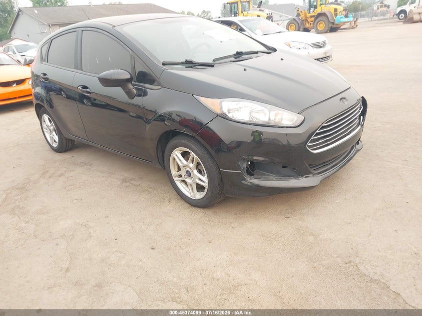 Vin: 3fadp4ej0hm115752, lot: 45872085, ford fiesta se 2017 img_1