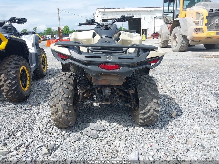 2026 CAN-AM/ BRP OUTLANDER ROADSTER_BIKE 1