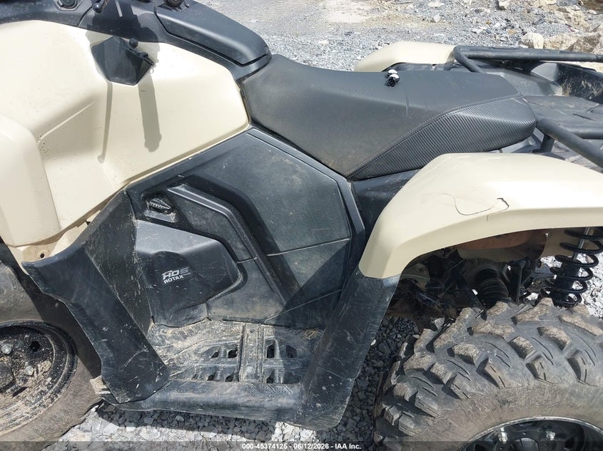 2026 CAN-AM/ BRP OUTLANDER ROADSTER_BIKE 1