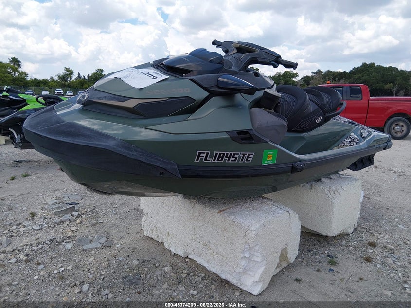 2022 Seadoo Seadoo YDV27449K122 photo 1