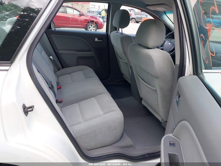 2005 Ford Five Hundred Se VIN: 1FAFP23155G129006 Lot: 45374243