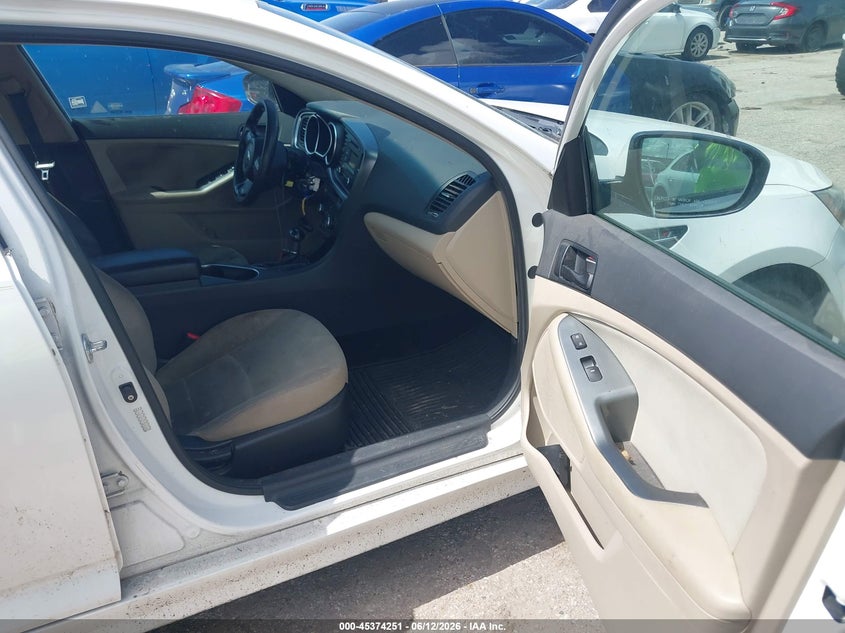 2015 KIA OPTIMA auction photo 5