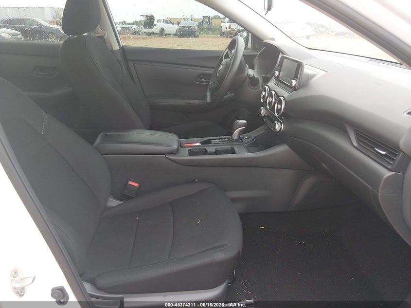 2024 NISSAN SENTRA auction photo 5