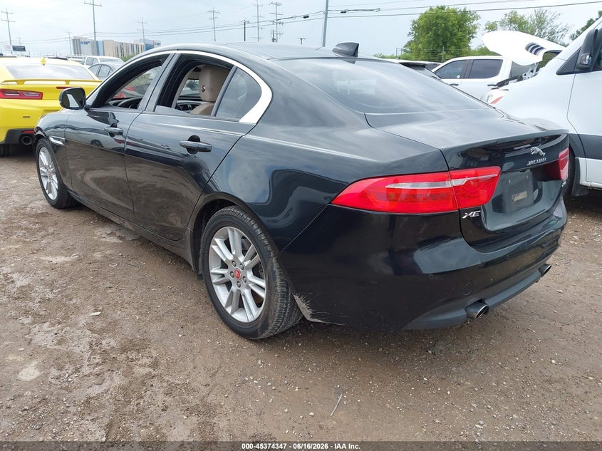 Vin: sajad4bg6ha954690, lot: 45872333, jaguar xe 25t premium 20173