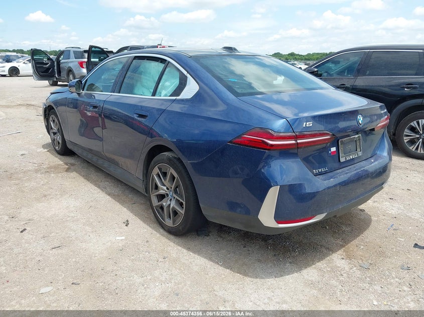 Vin: wby33fk07rcp36402, lot: 45872342, bmw i5 edrive40 20243