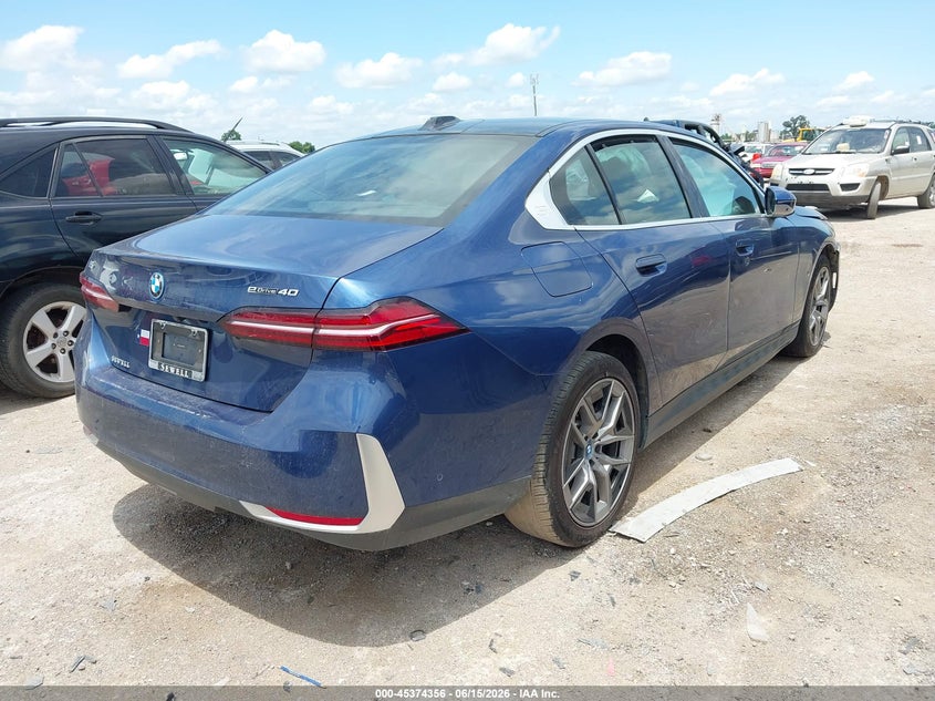Vin: wby33fk07rcp36402, lot: 45872342, bmw i5 edrive40 20244