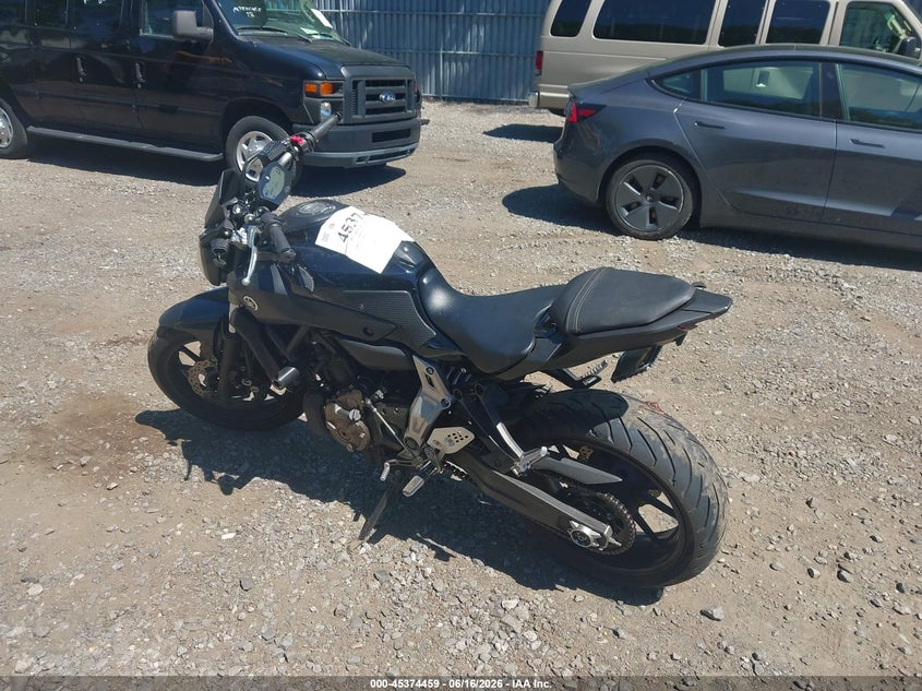 YAMAHA FZ07 2016