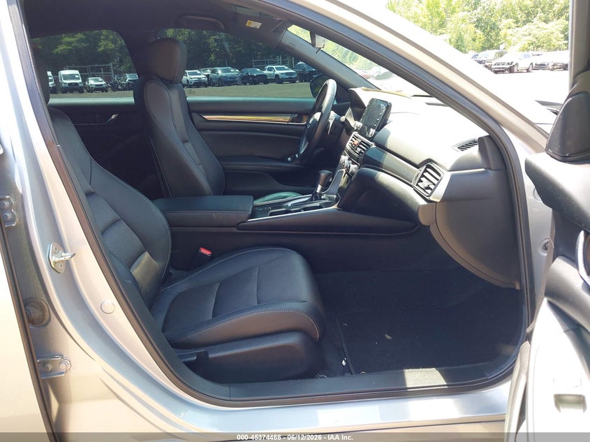 2019 HONDA ACCORD auction photo 5