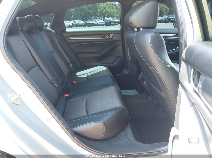 2019 HONDA ACCORD auction photo 8