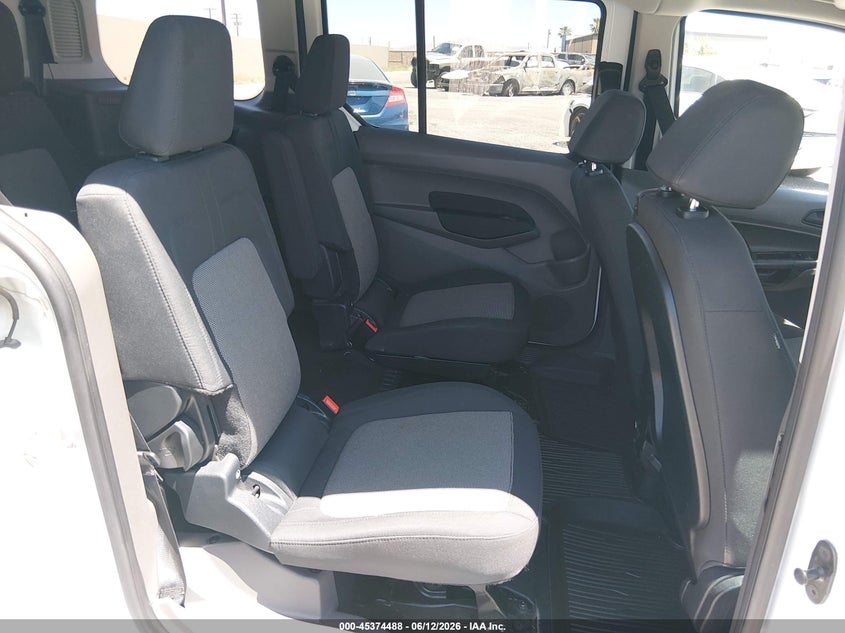 AtlanticExpress - Ford Transit Connect