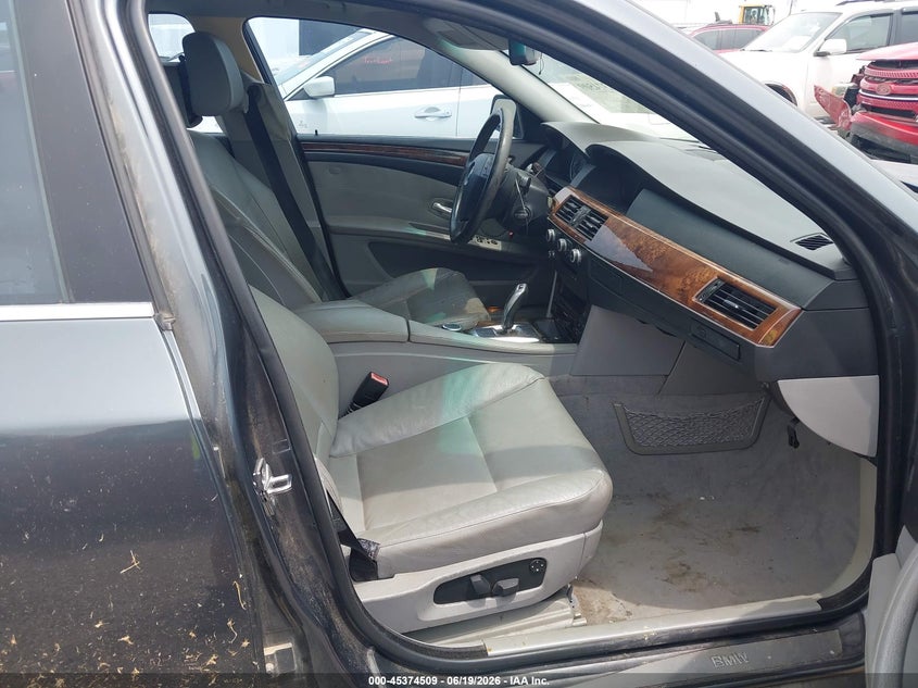 2008 BMW 528I auction photo 5