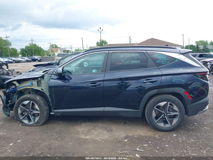 2025 HYUNDAI TUCSON HYBRID SEL CONVENIENCE — Photo 15