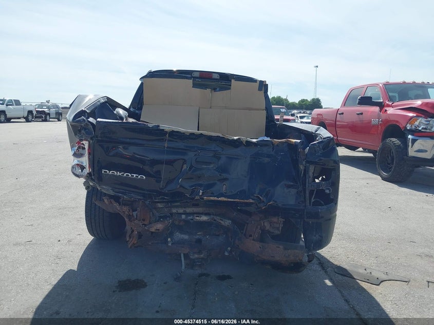2005 Dodge Dakota St VIN: 1D7HW28N15S228040 Lot: 45374515