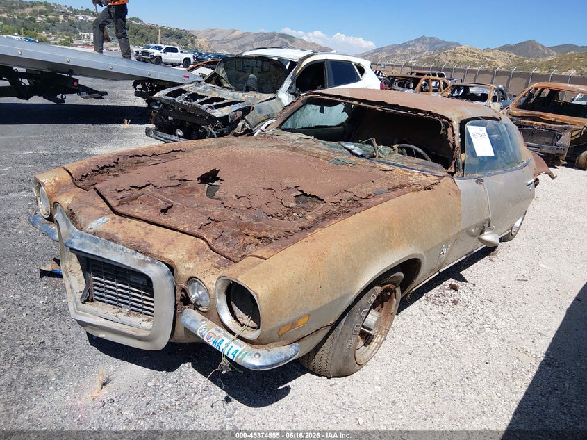1973 CHEVROLET CAMARO auction photo 2