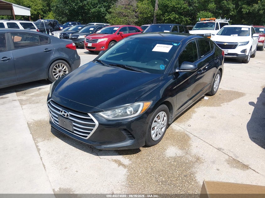 2017 HYUNDAI ELANTRA auction photo 2