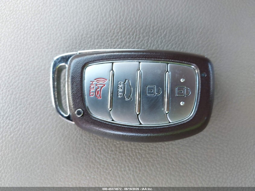 VIN 5NPD84LF2JH272281 2018 HYUNDAI ELANTRA VALUE EDITION