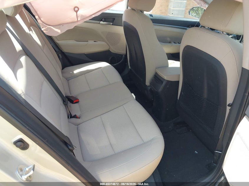 VIN 5NPD84LF2JH272281 2018 HYUNDAI ELANTRA VALUE EDITION
