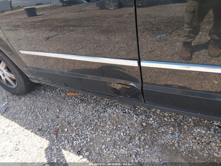 2010 CHRYSLER TOWN & COUNTRY VAN 3.8L V-6 197HP