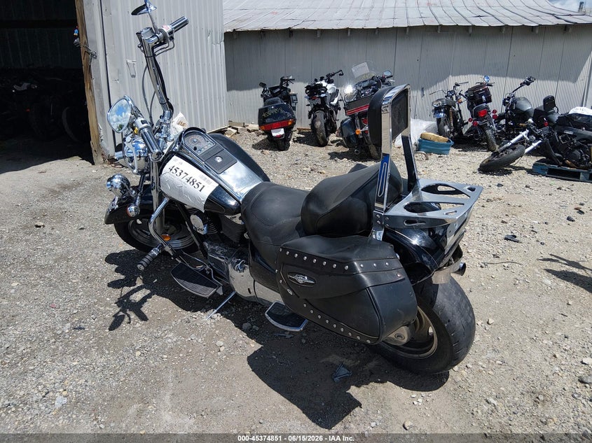 2000 SUZUKI VL1500 auction photo 3